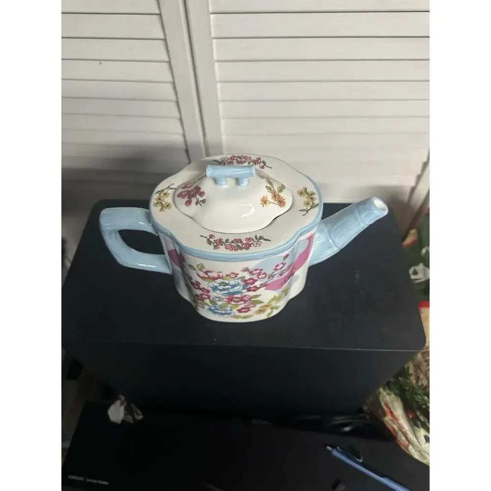 Grace Tea Ware Ceramic Teapot Square Design Red Blue Floral Pattern Bamboo
